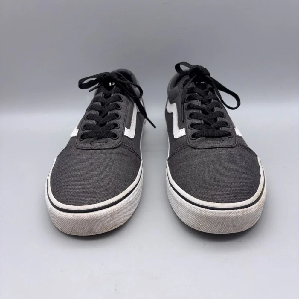 Vans Ward Low Top Sneakers Men 9.5 Black Canvas Skate Classic Athleisure
